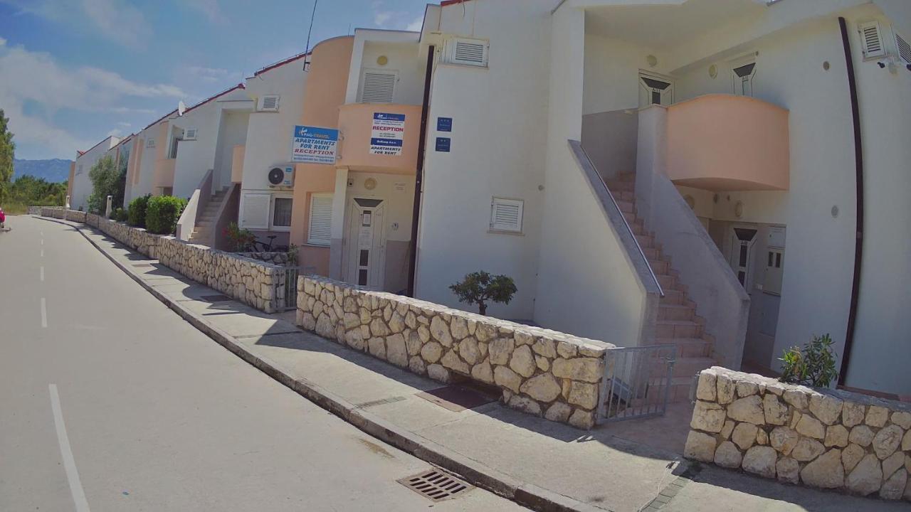 Apartments Pag-Travel Novalja Buitenkant foto
